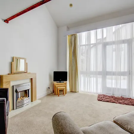 Cozy Holiday In Lake District With Garden ウィンダミア